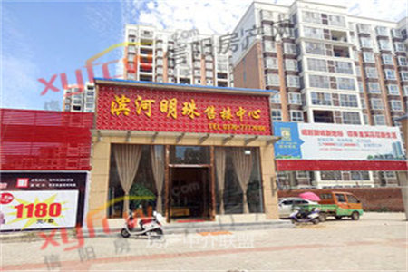 圣都山水城三居室厨房在一侧南北通透精装修送储藏室