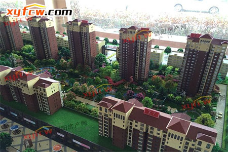 河畔豪庭3室2厅2卫75万122.3m2毛坯房出售